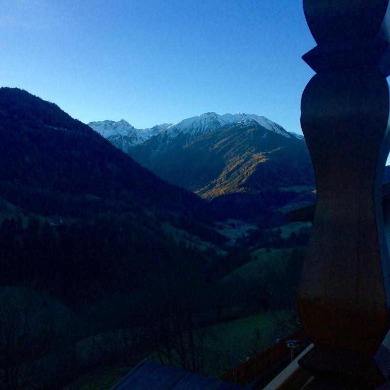 ヴェンスHaus Alpenhahnアパートメント エクステリア 写真